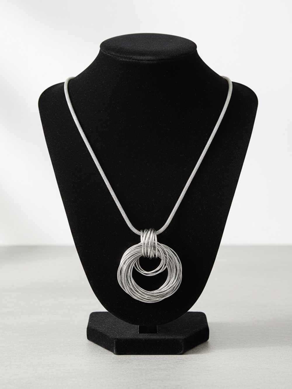 NEW Chico’s Silver-Tone Long Layered Ring Pendant Necklace 36”